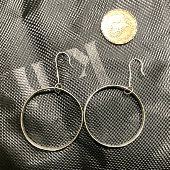 Silpada silver hoops - Picture 1 of 4